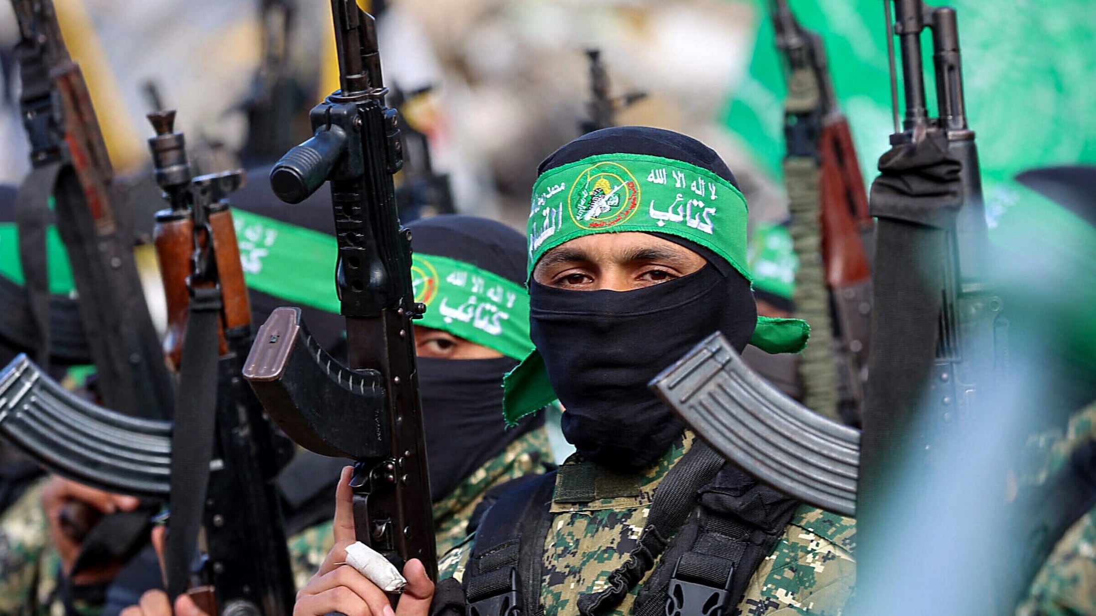 Aber keine Entwaffnung - Gazastreifen: Terrormiliz Hamas löst Regierung auf