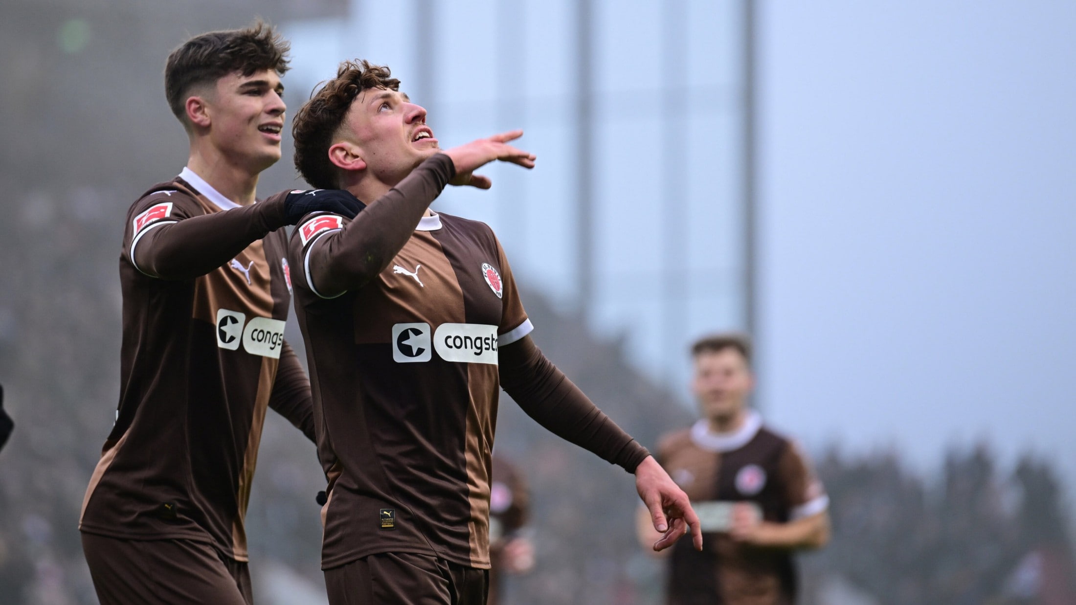 Heftiges Winterwetter - Bundesliga-Spiele wackeln wegen Sturmtief Elli