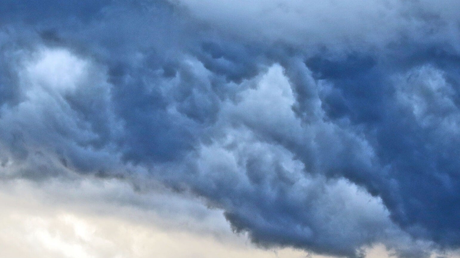 NÖ Wetter - Heute Schauer und Gewitter