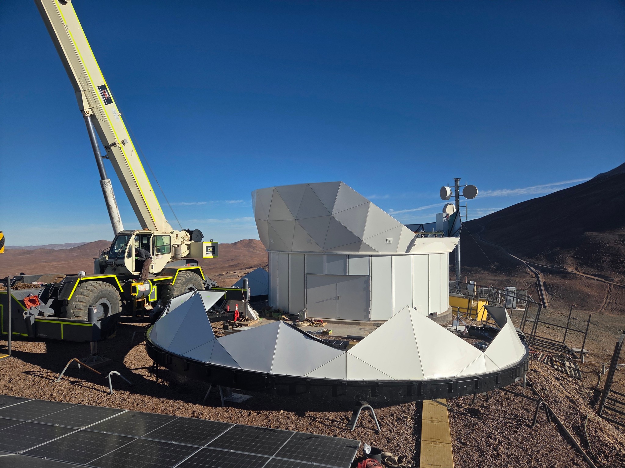 „Riesenmarktchance“ - Mühlviertler bauen Hülle für Teleskop in der Wüste