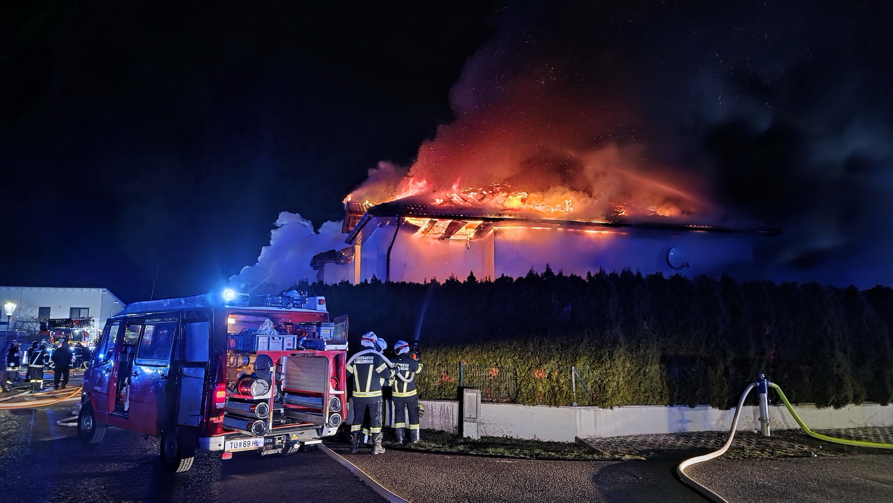 Haus zerstört - Nach Brand (NÖ): Fünf „Feuerteufel“ meldeten sich