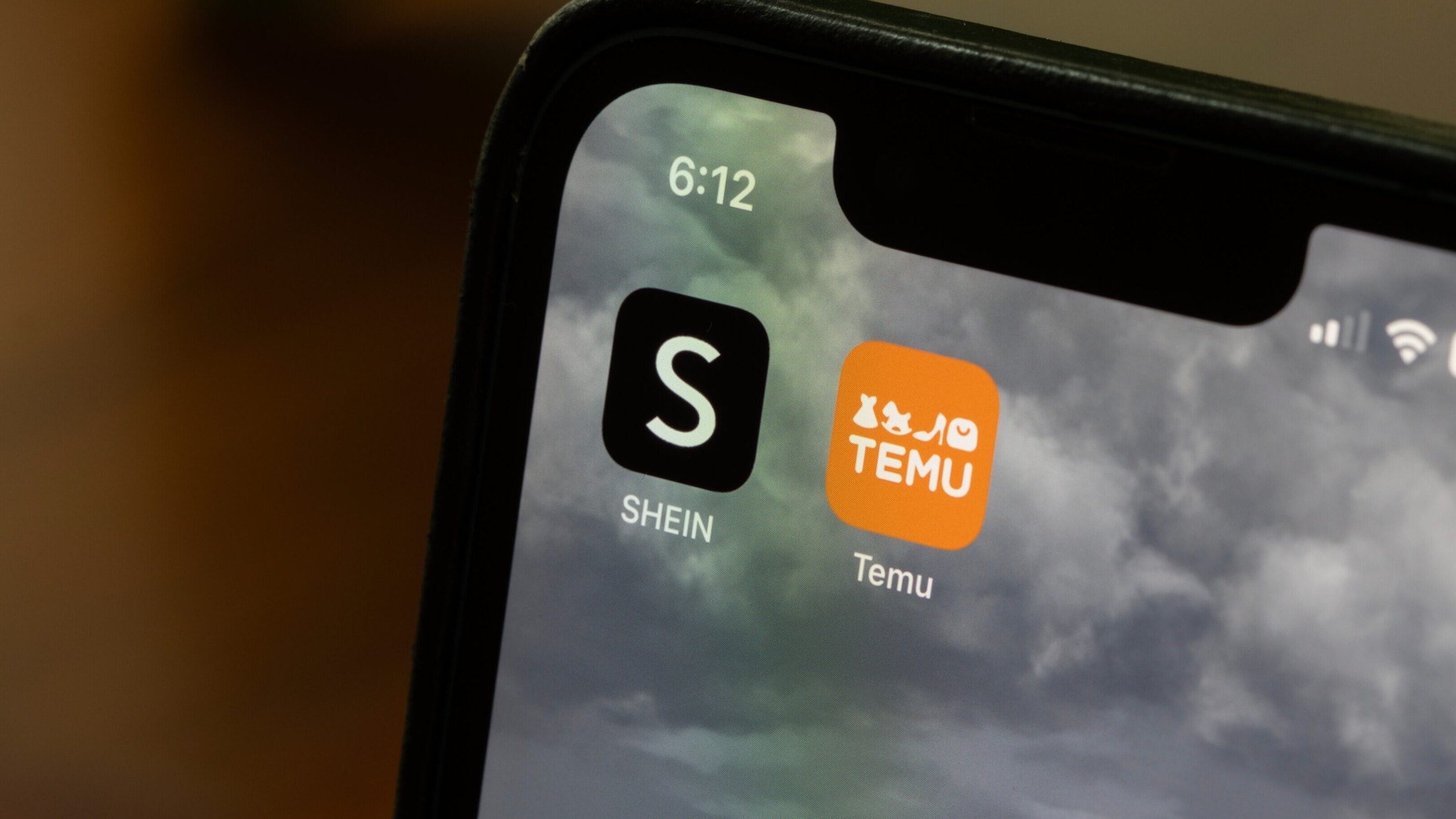 Fotos, Kontakte, Mikro - So retten Sie intime Daten vor Temu, Shein & Co.