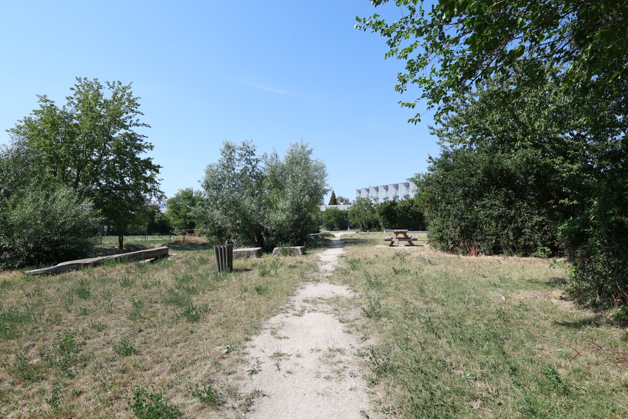 Nachts in Wiener Park - Raubopfer nach Prügelattacke tot: Duo gefasst!
