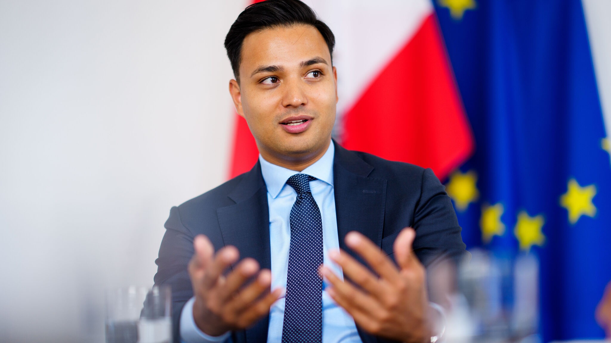 Im „Krone“-Interview: - Shetty fordert digitale Landkarte für Integration